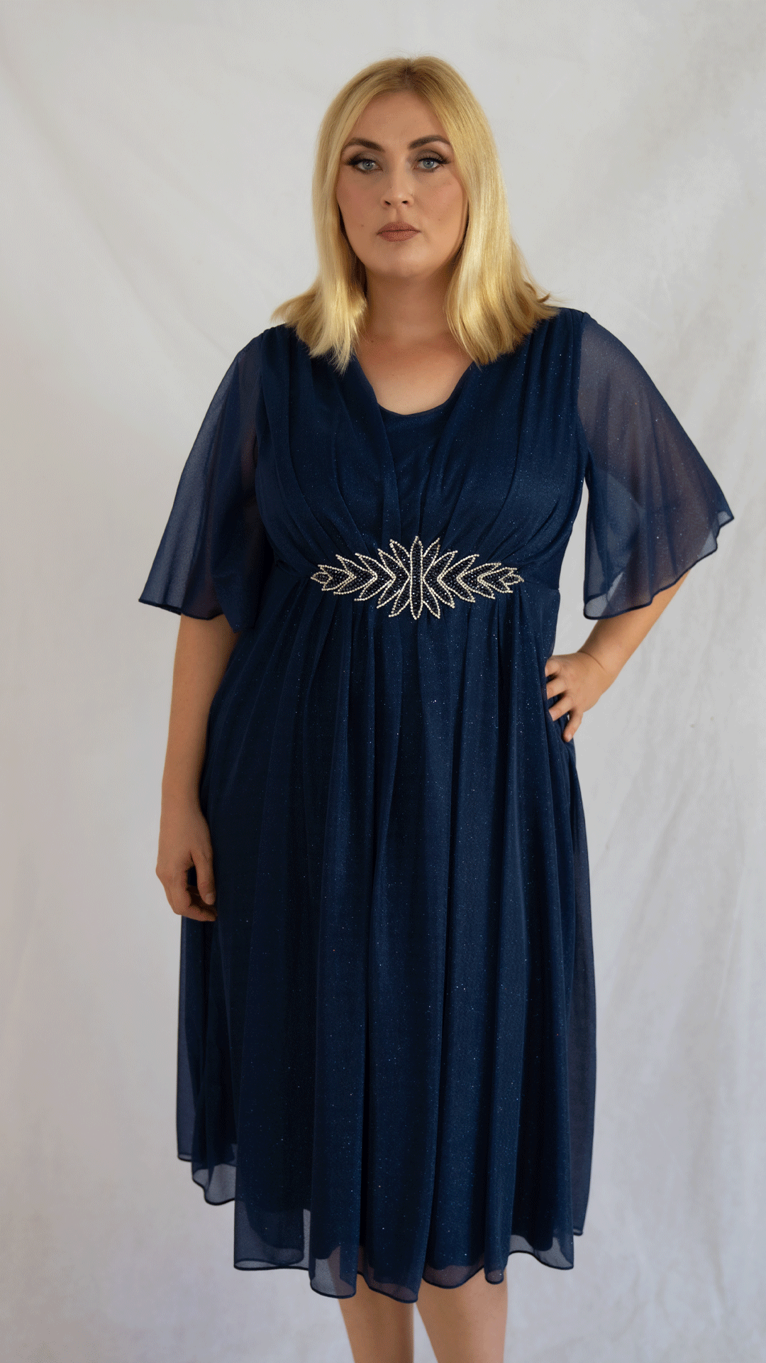 Svetlucava teget haljina - Слика 1